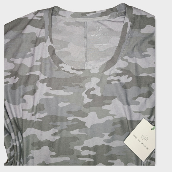 NEW We Wander Gray Camo Sleeveless Round Neck Athletic Top Size 3X - Picture 4 of 9